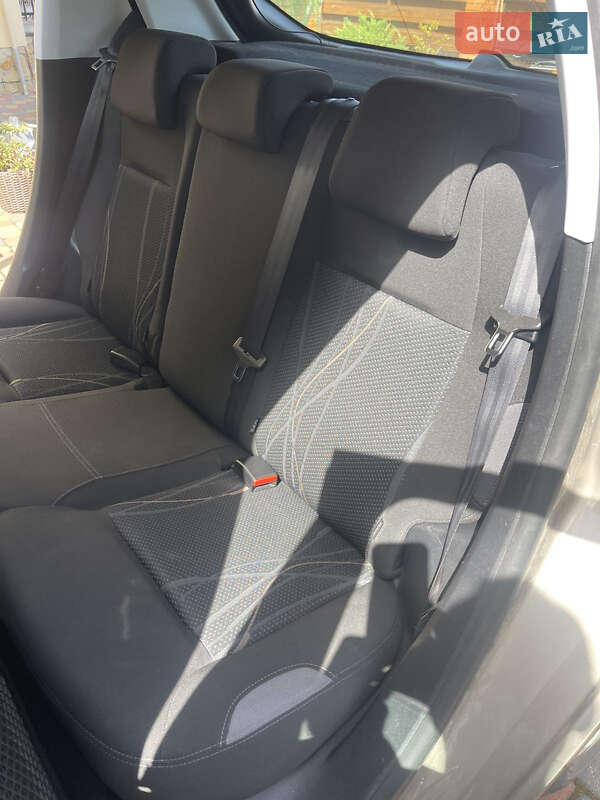 Хэтчбек Peugeot 208 2012 в Львове фото 14 Хэтчбек Peugeot 208 2012 в Львове