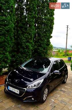 Хэтчбек Peugeot 208 2017 в 