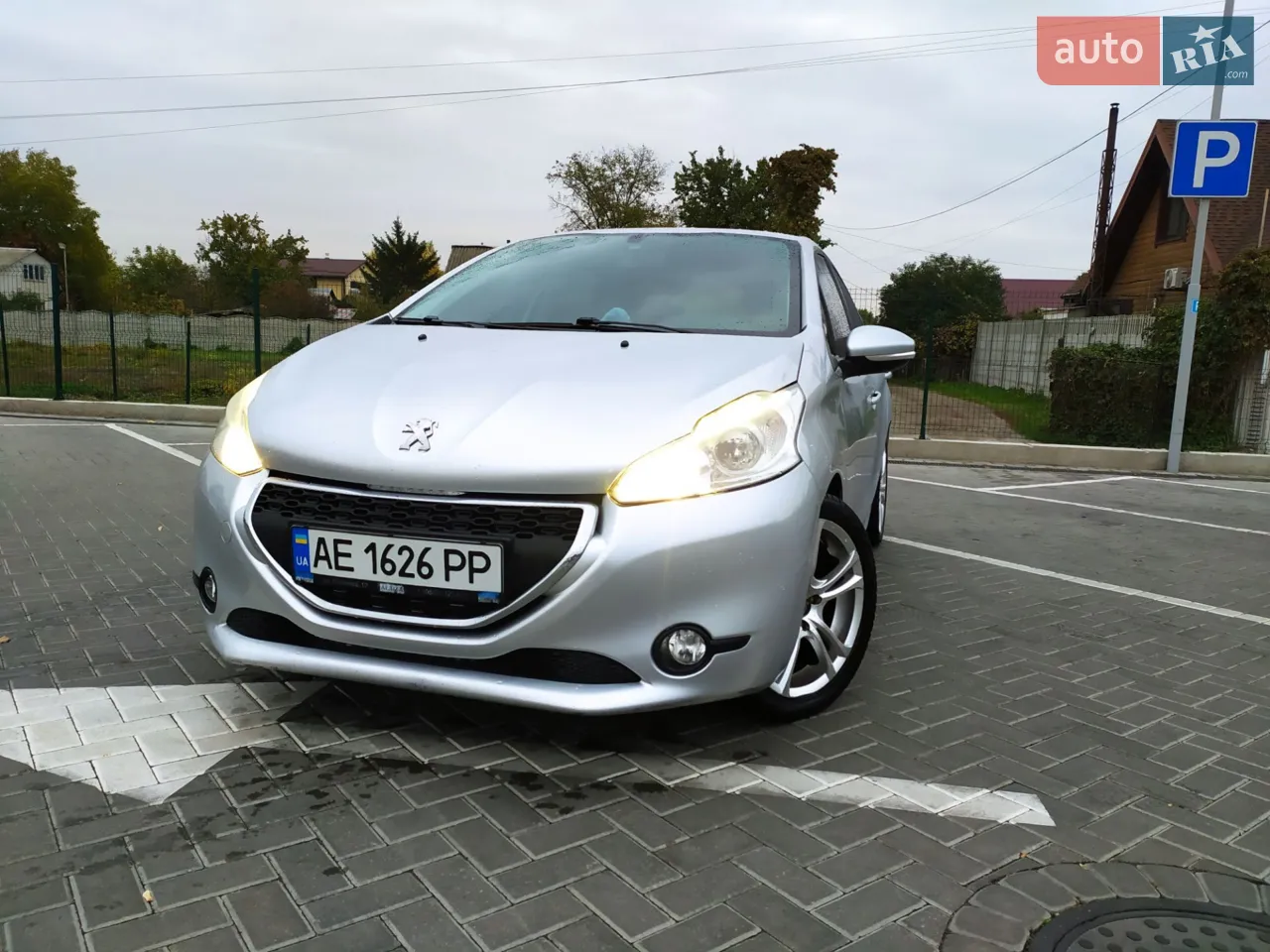2012 Peugeot 208 - мініатюра 17