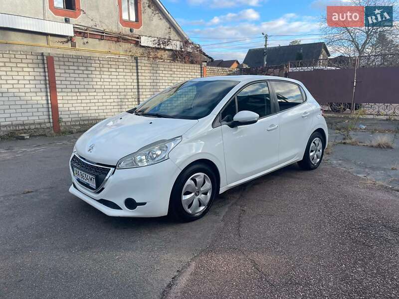 Peugeot 208 2013