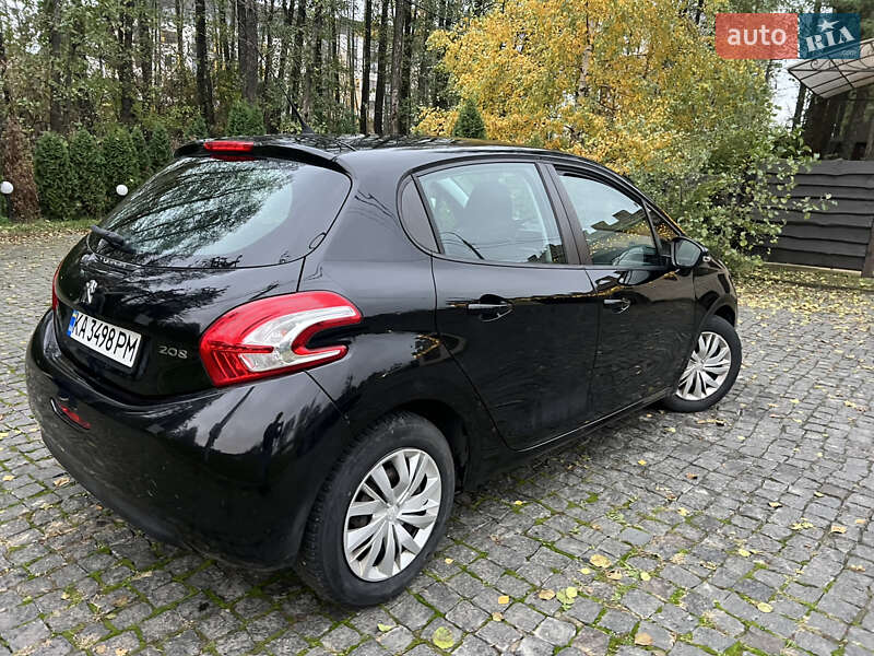 Хэтчбек Peugeot 208 2012 в Киеве
