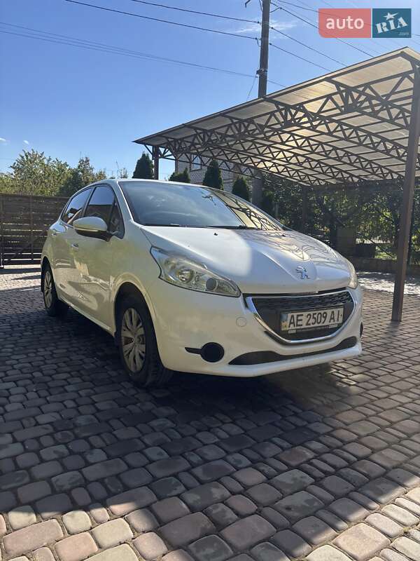 Peugeot 208 2014 Peugeot 208 2014