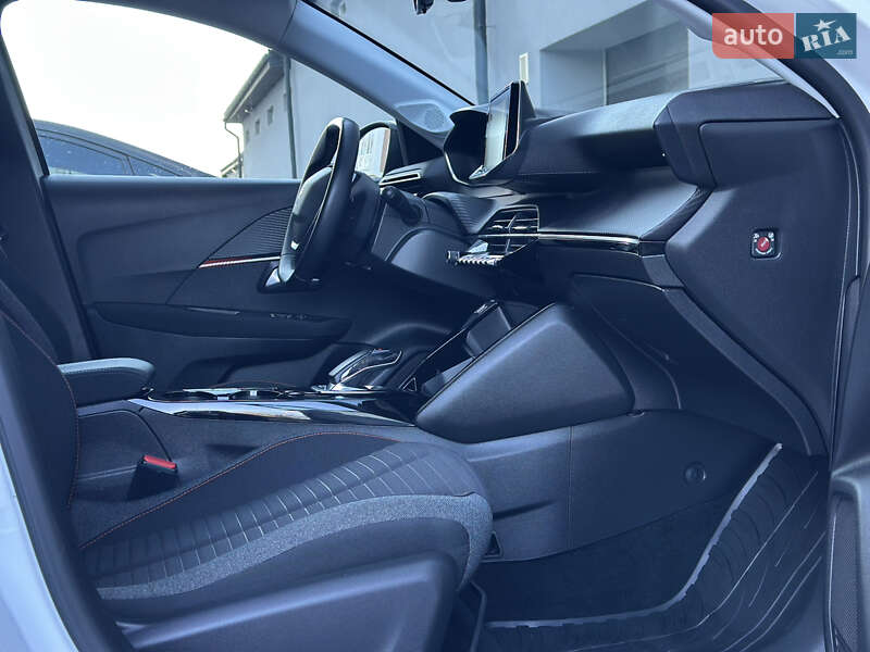 Хэтчбек Peugeot 208 2020 в Тернополе