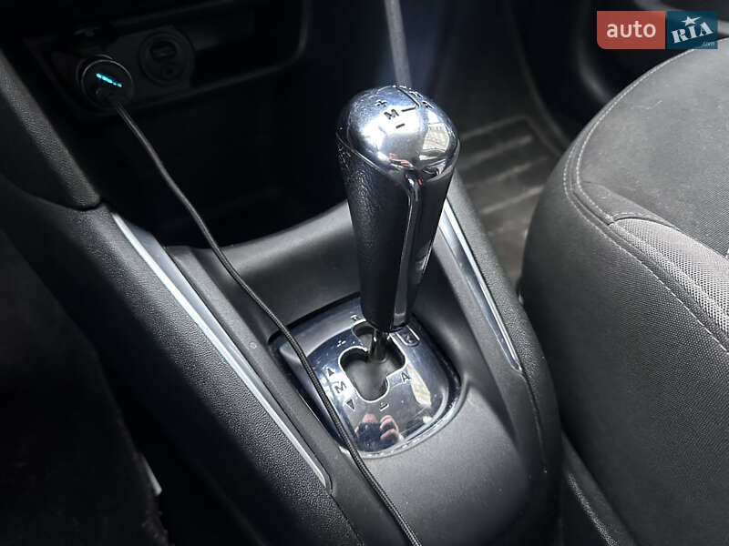 Хетчбек Peugeot 208 2013 в Львові