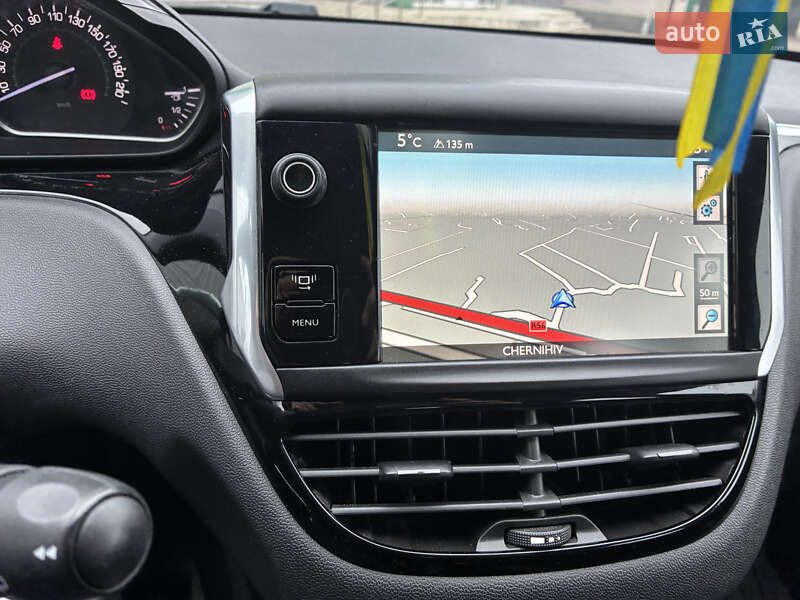 Хэтчбек Peugeot 208 2013 в Чернигове фото 10 Хэтчбек Peugeot 208 2013 в Чернигове