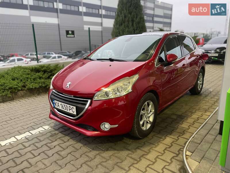 Peugeot 208 2014 Peugeot 208 2014