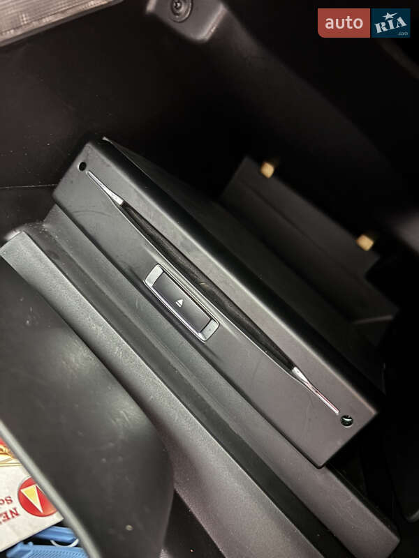 Хэтчбек Peugeot 208 2014 в Ровно