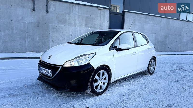 Peugeot 208 2013