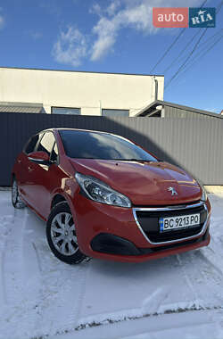 Хэтчбек Peugeot 208 2015 в Львове