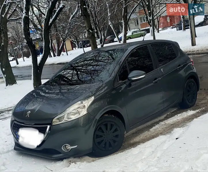 Peugeot 208