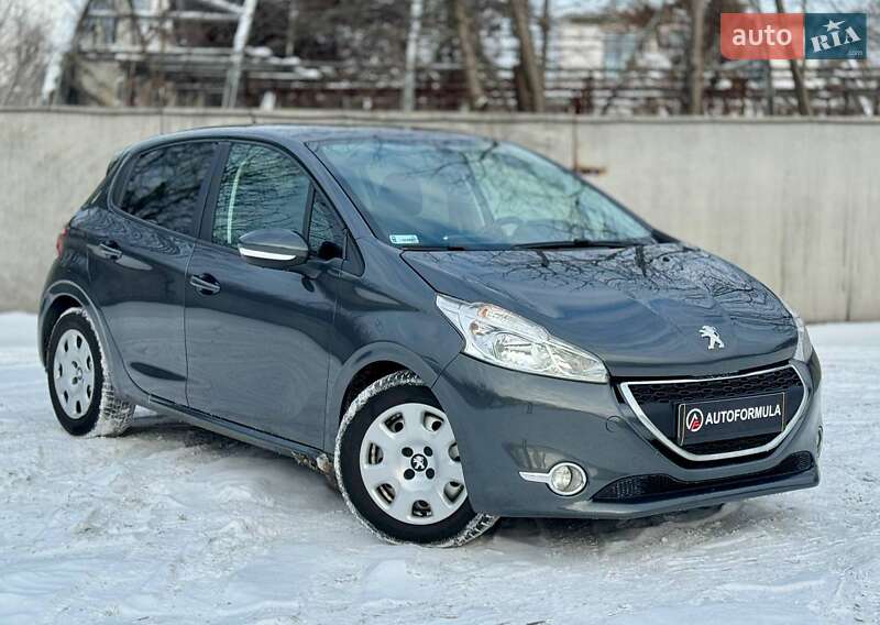 Peugeot 208 2013