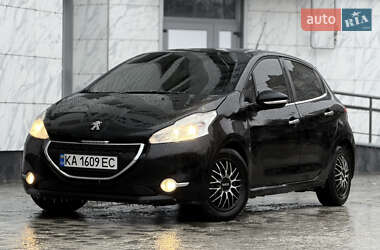 Хэтчбек Peugeot 208 2013 в Полтаве