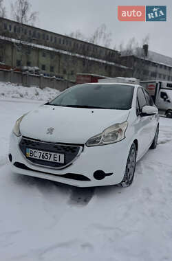 Хэтчбек Peugeot 208 2013 в Львове