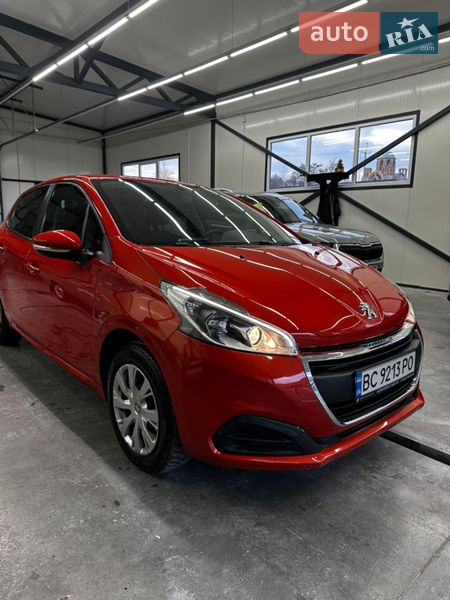 Peugeot 208 2015