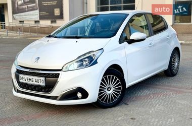 Хетчбек Peugeot 208 2019 в Дніпрі