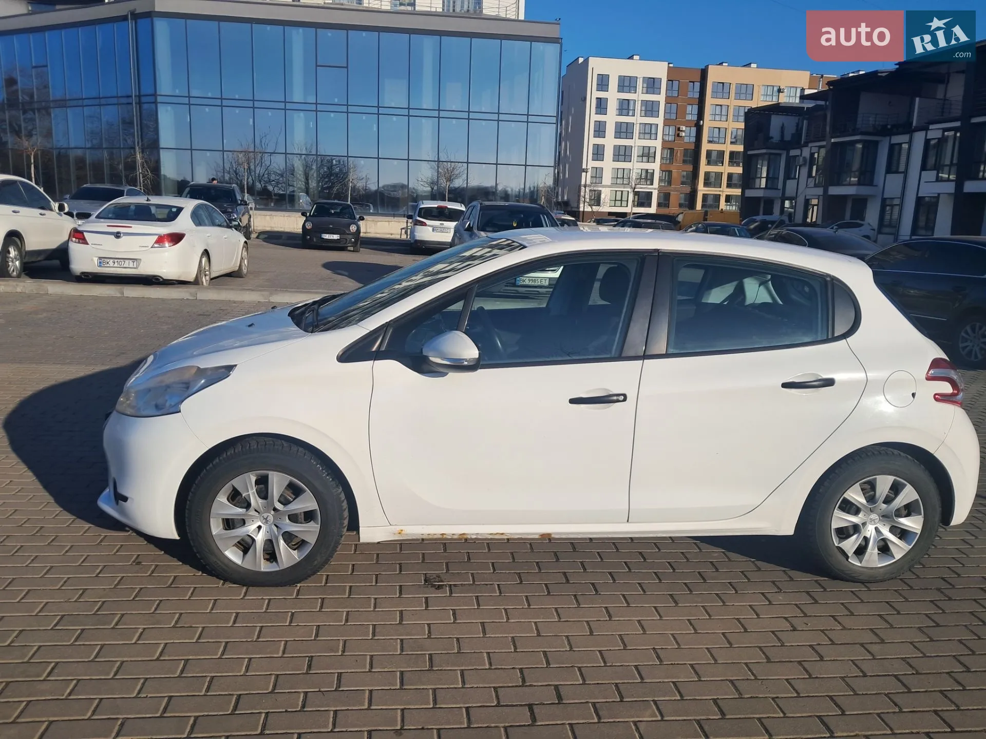 2013 Peugeot 208 - мініатюра 3