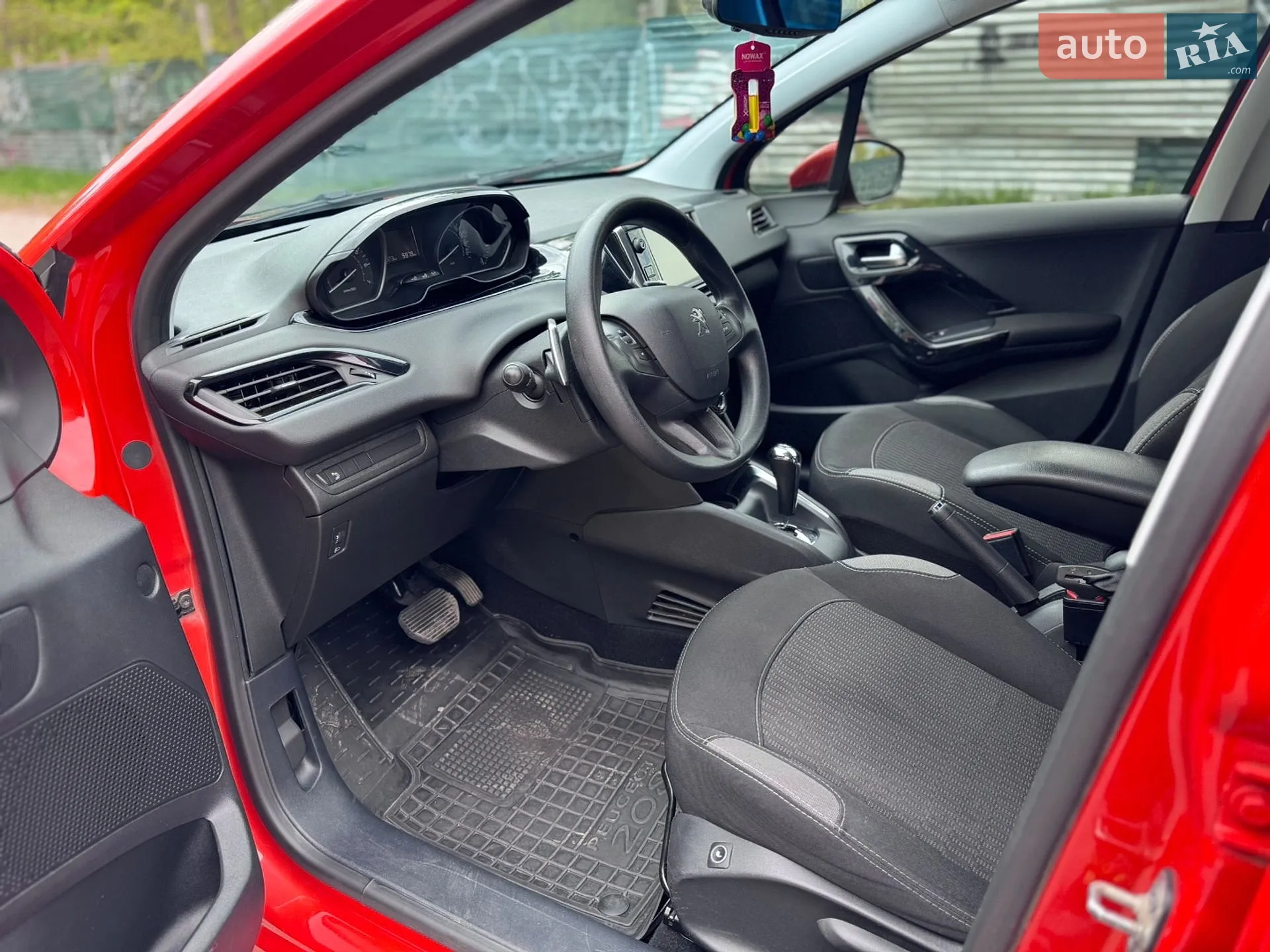2016 Peugeot 208 - мініатюра 15