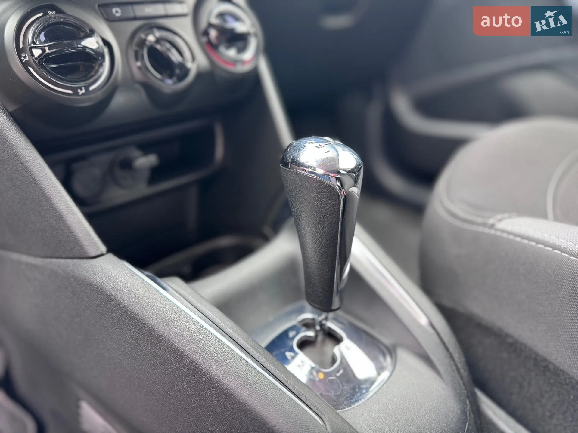 2016 Peugeot 208 - мініатюра 21
