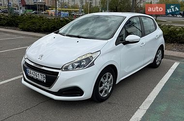 Хэтчбек Peugeot 208 2017 в Киеве