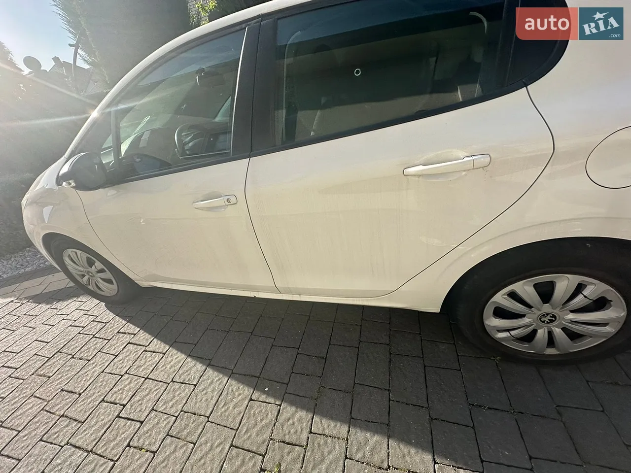 Peugeot 208 2014