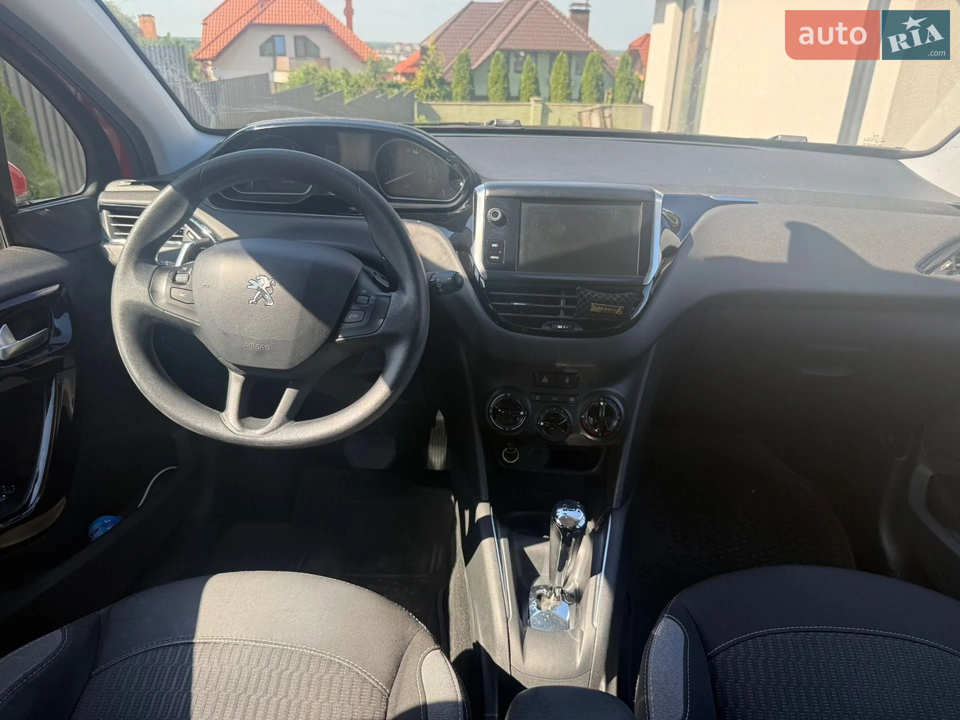 2016 Peugeot 208 - мініатюра 2