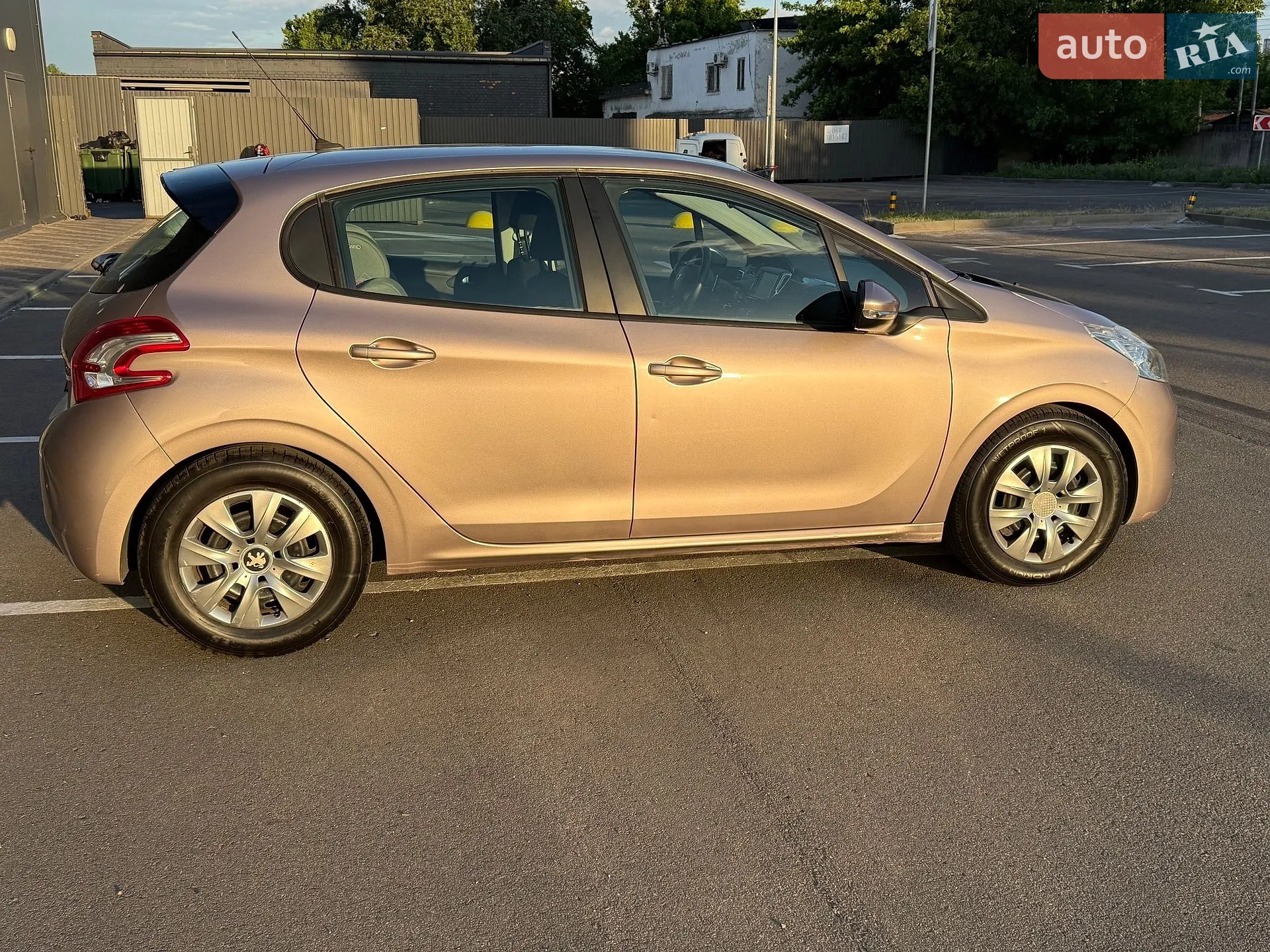 2013 Peugeot 208 - мініатюра 7