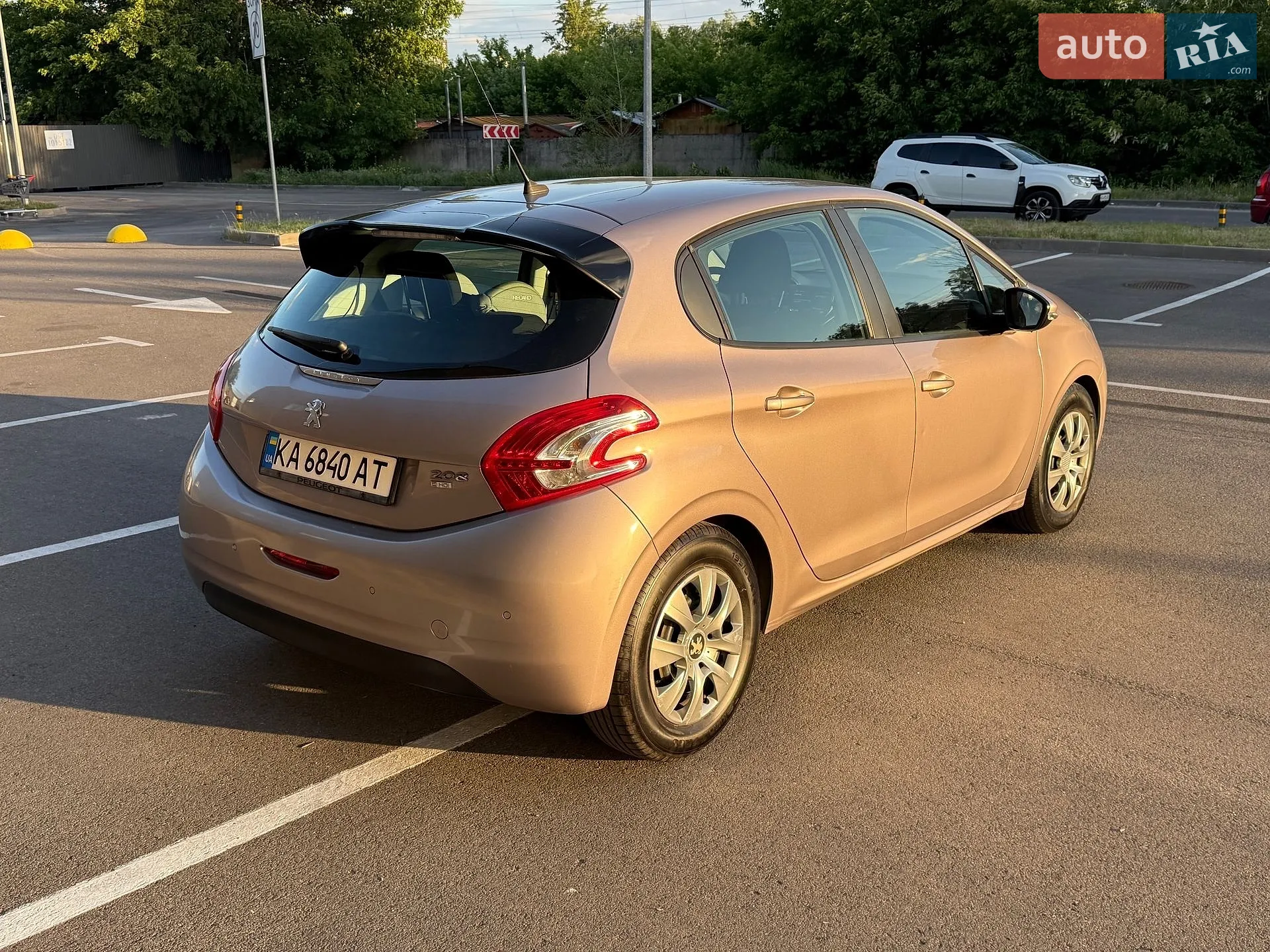 2013 Peugeot 208 - мініатюра 8