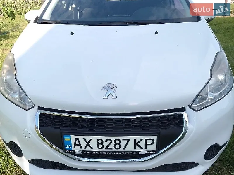 Peugeot 208 2013