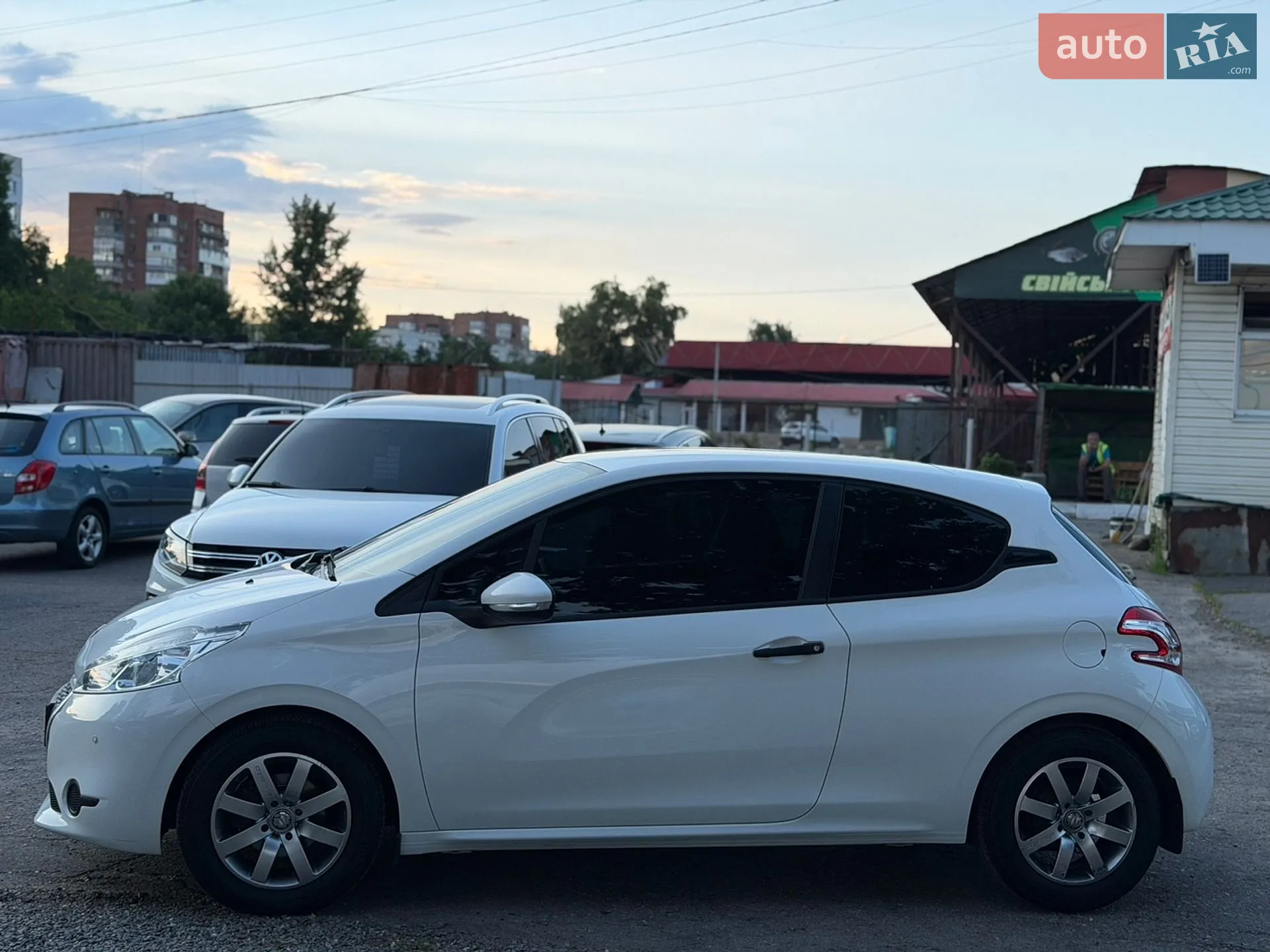 2013 Peugeot 208 - мініатюра 3