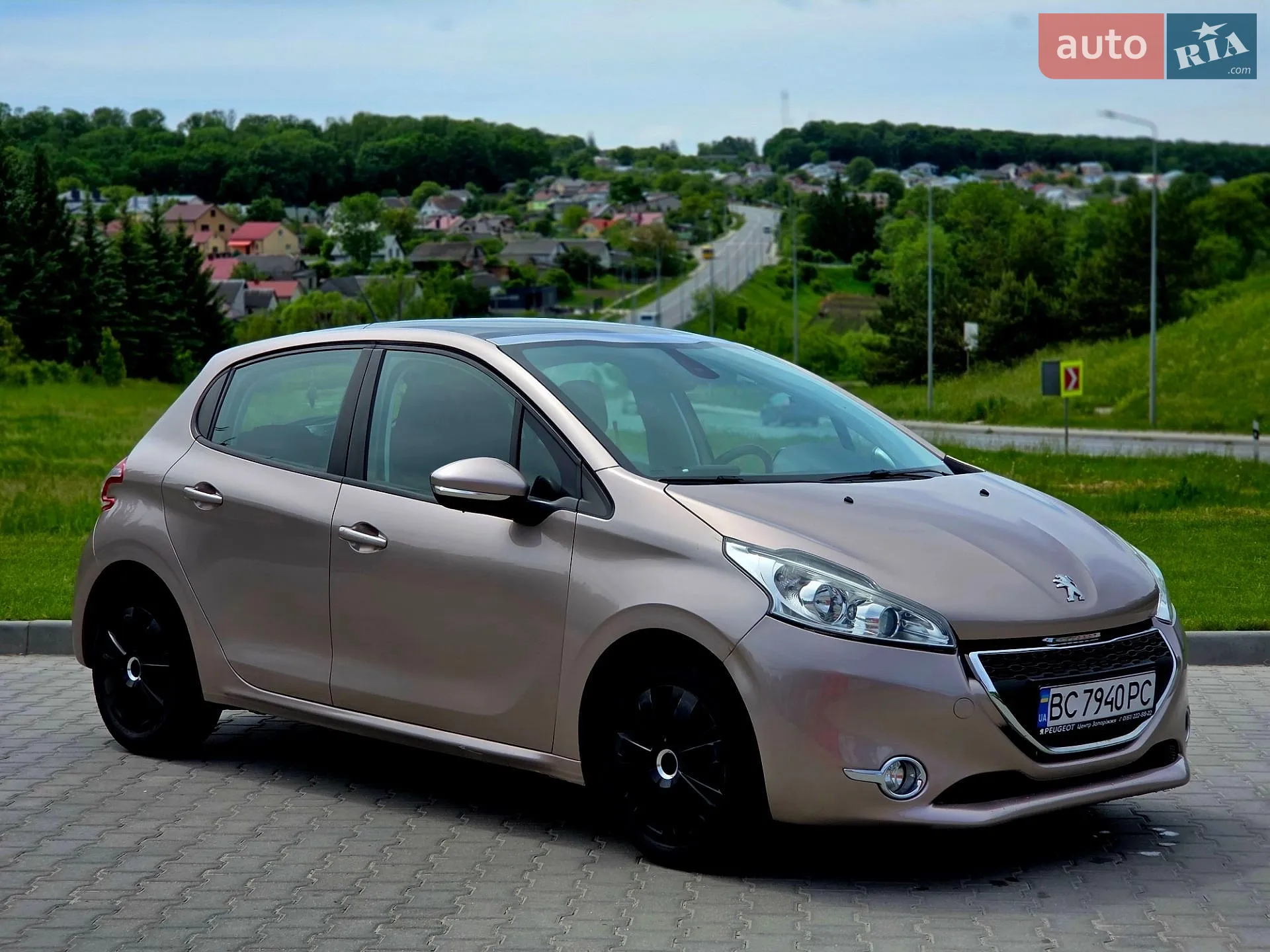 2013 Peugeot 208 - мініатюра 9