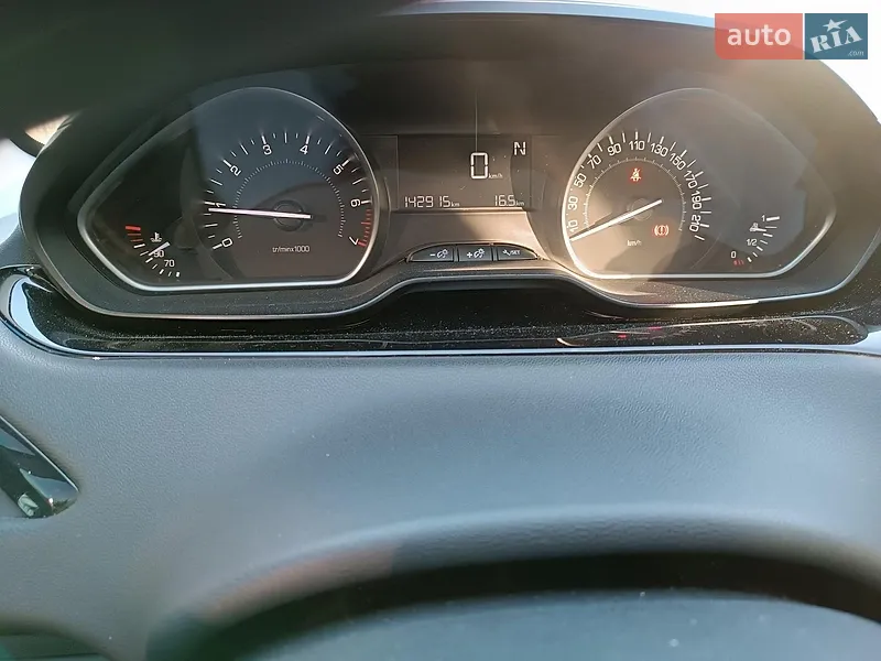 Peugeot 208 2016 VIN VF3CCHMZ0GT225108 фото оголошення 3 з 43