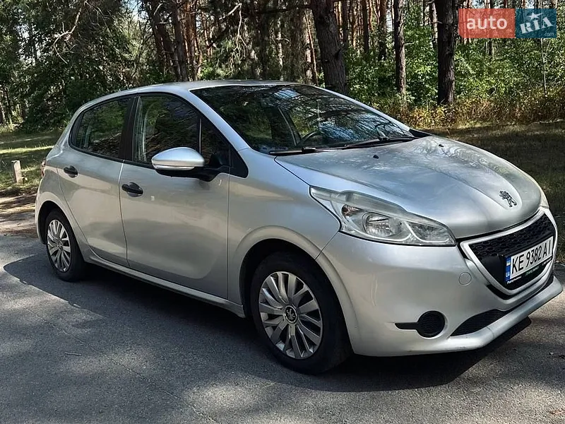 Peugeot 208 2013
