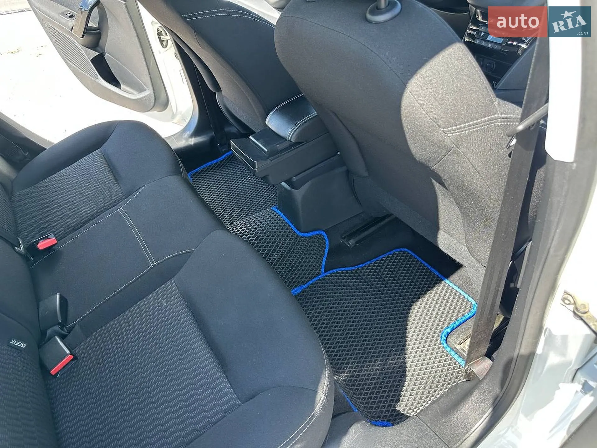 2017 Peugeot 208 - мініатюра 17