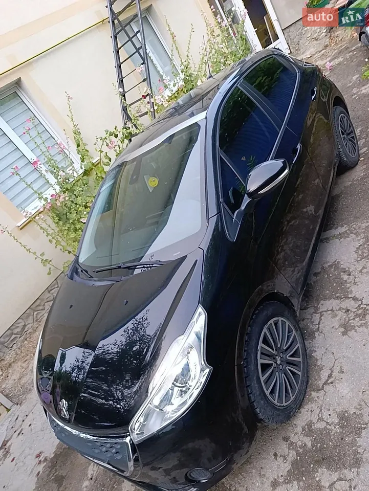 2013 Peugeot 208 - мініатюра 17