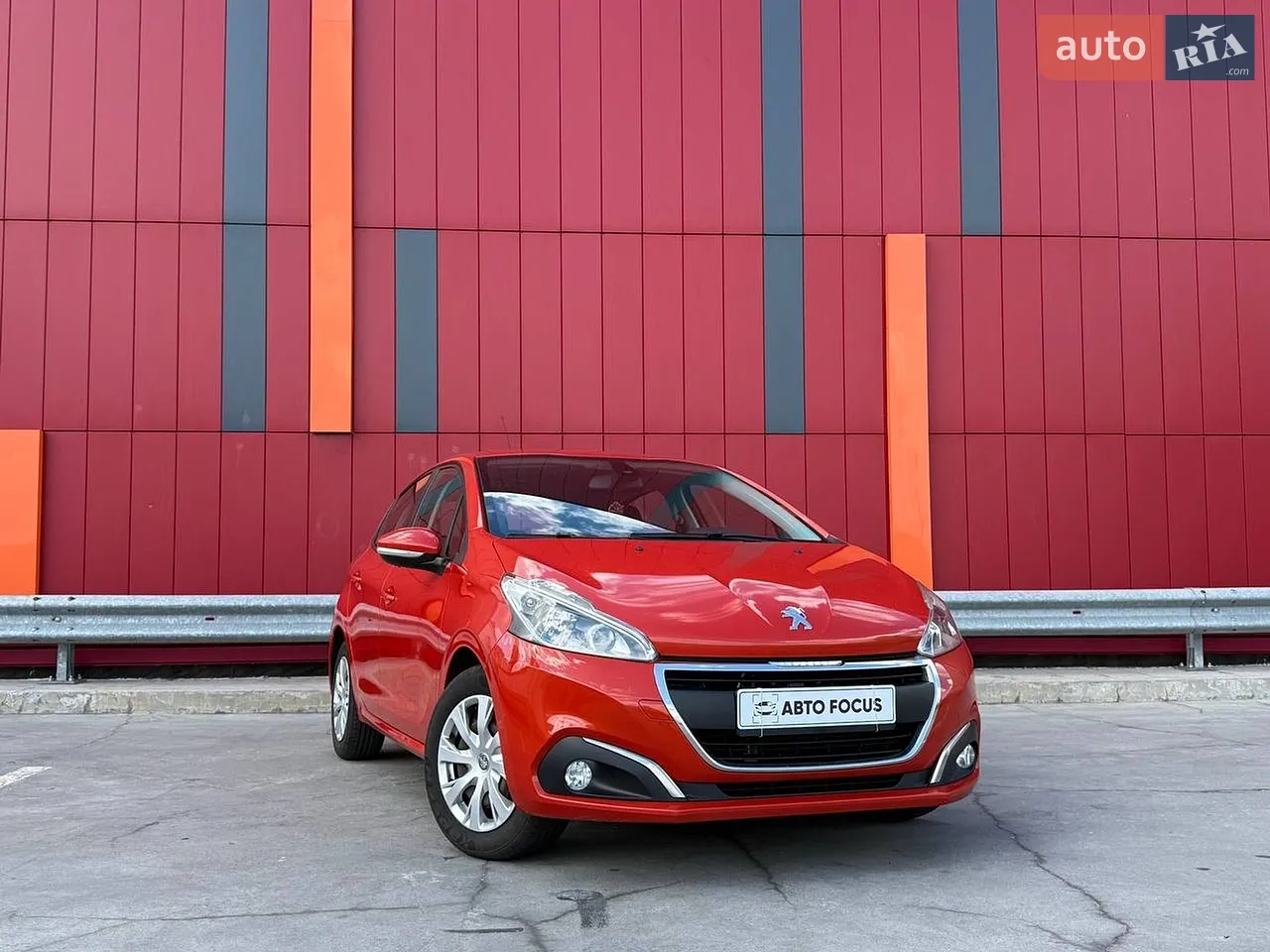 2013 Fiat Linea - мініатюра 27