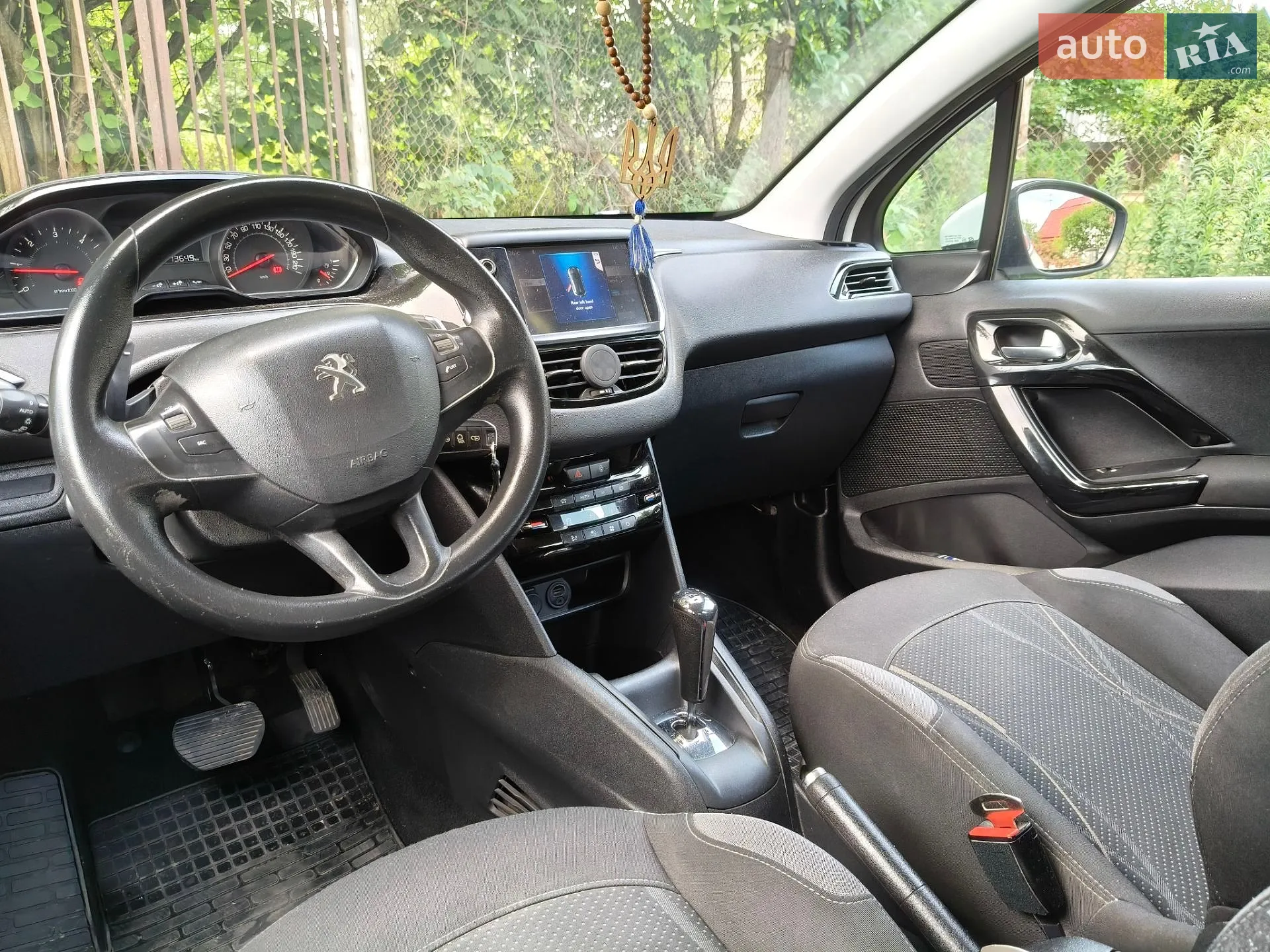 2012 Peugeot 208 - мініатюра 26