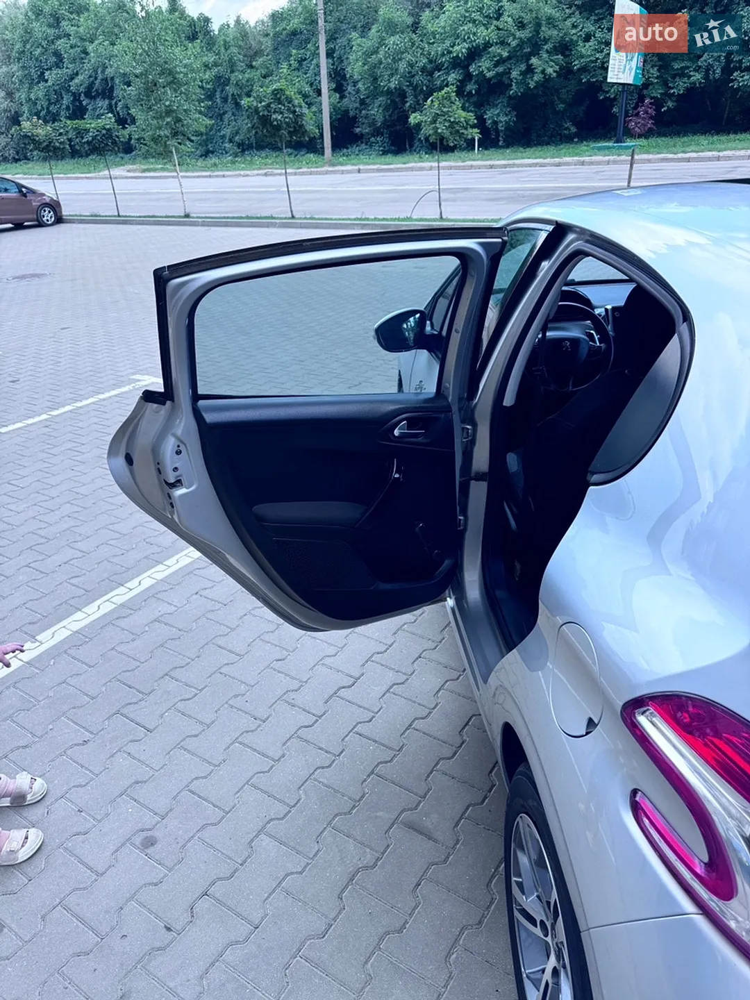 2012 Peugeot 208 - мініатюра 27