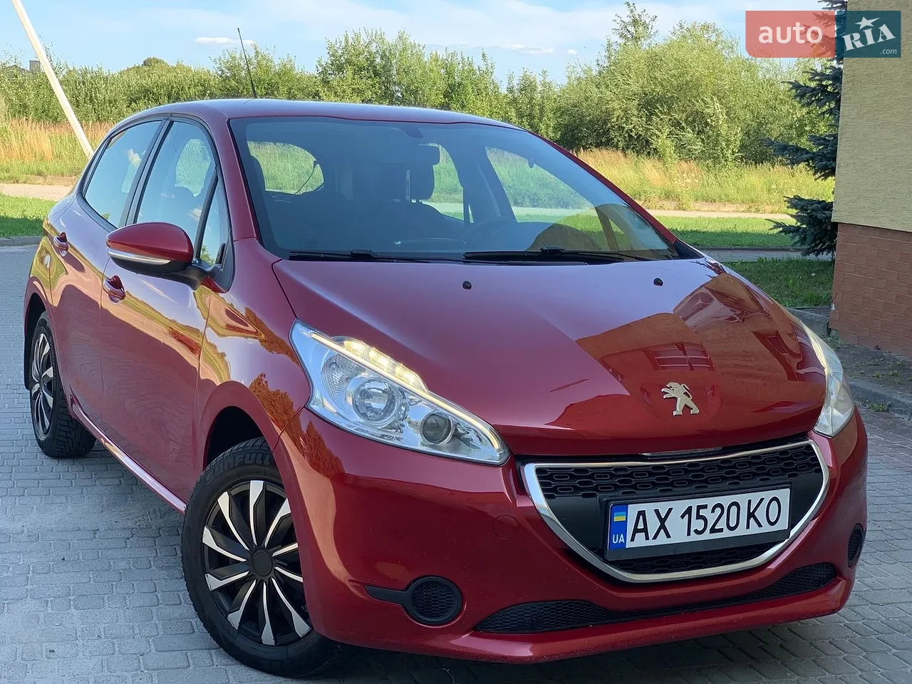 2013 Peugeot 208 - мініатюра 13