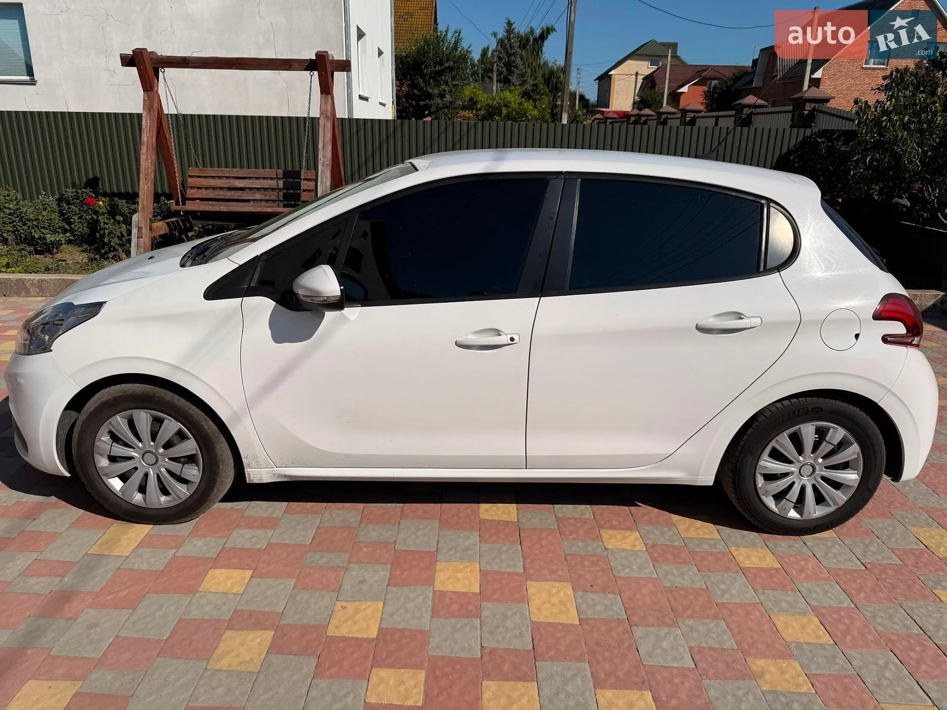 2016 Peugeot 208 - мініатюра 14