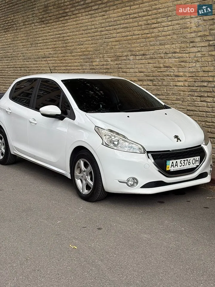 2013 Peugeot 208 - мініатюра 14