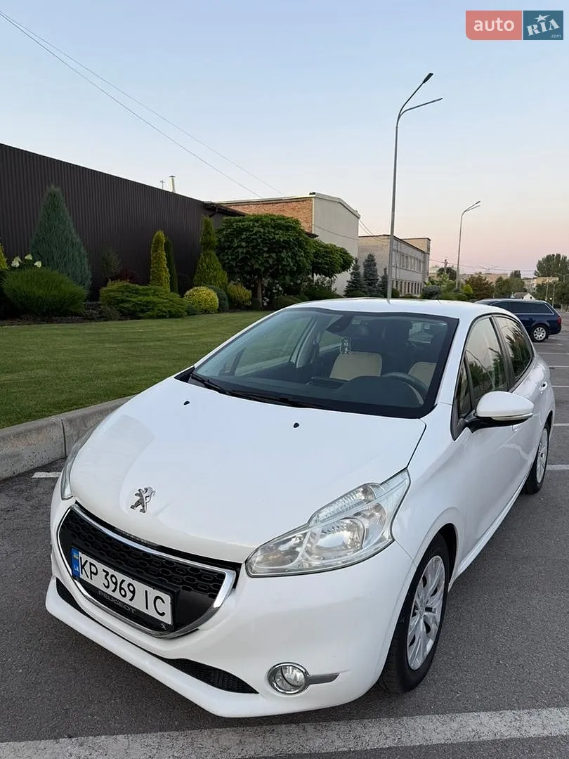 2013 Peugeot 208 - фото 1