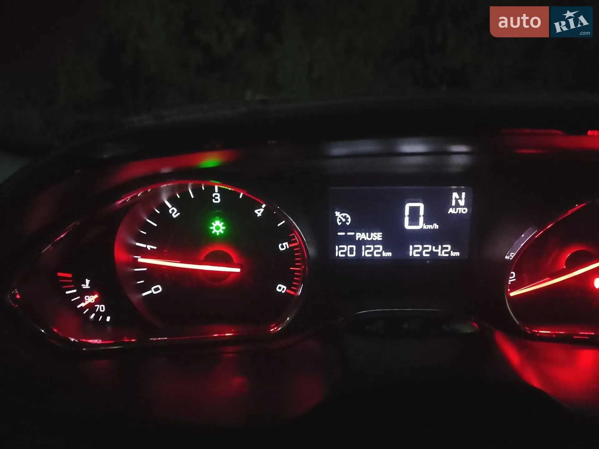 2012 Peugeot 208 - мініатюра 8