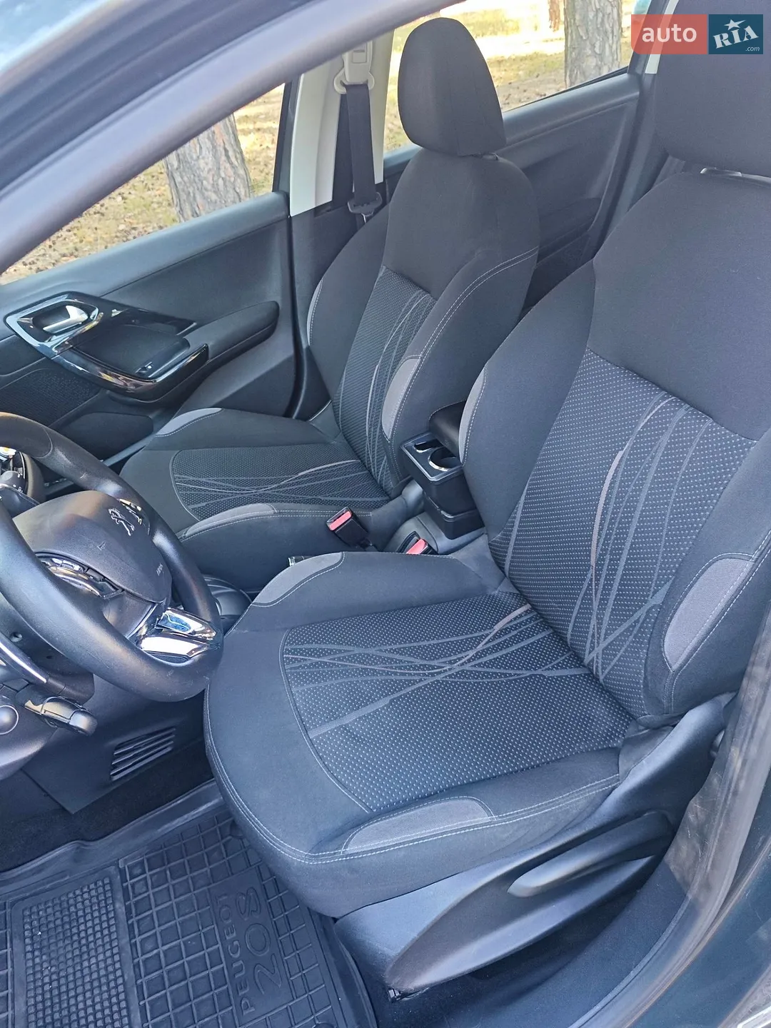 2012 Peugeot 208 - мініатюра 21