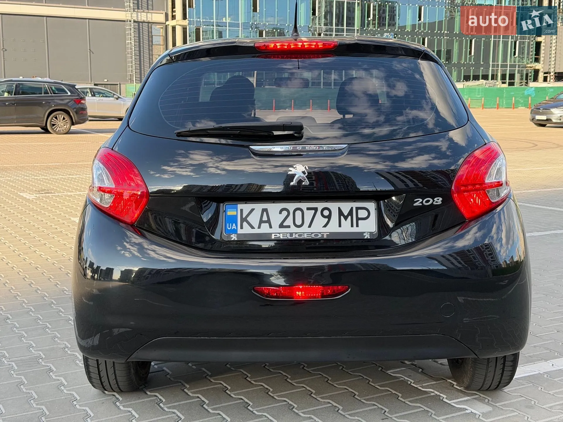 2014 Peugeot 208 - мініатюра 14