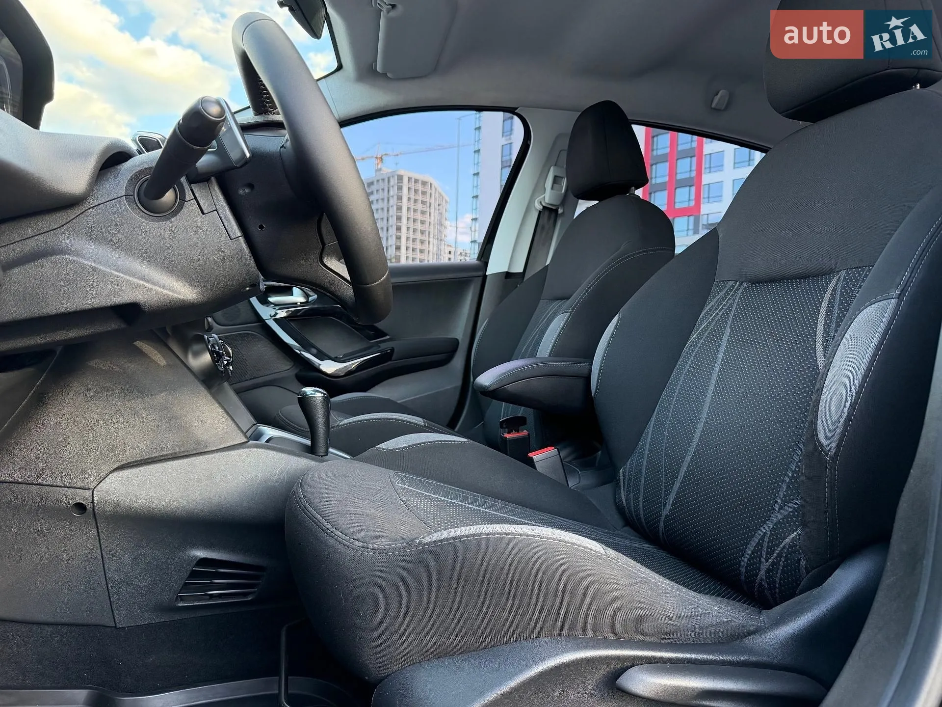 2014 Peugeot 208 - мініатюра 29