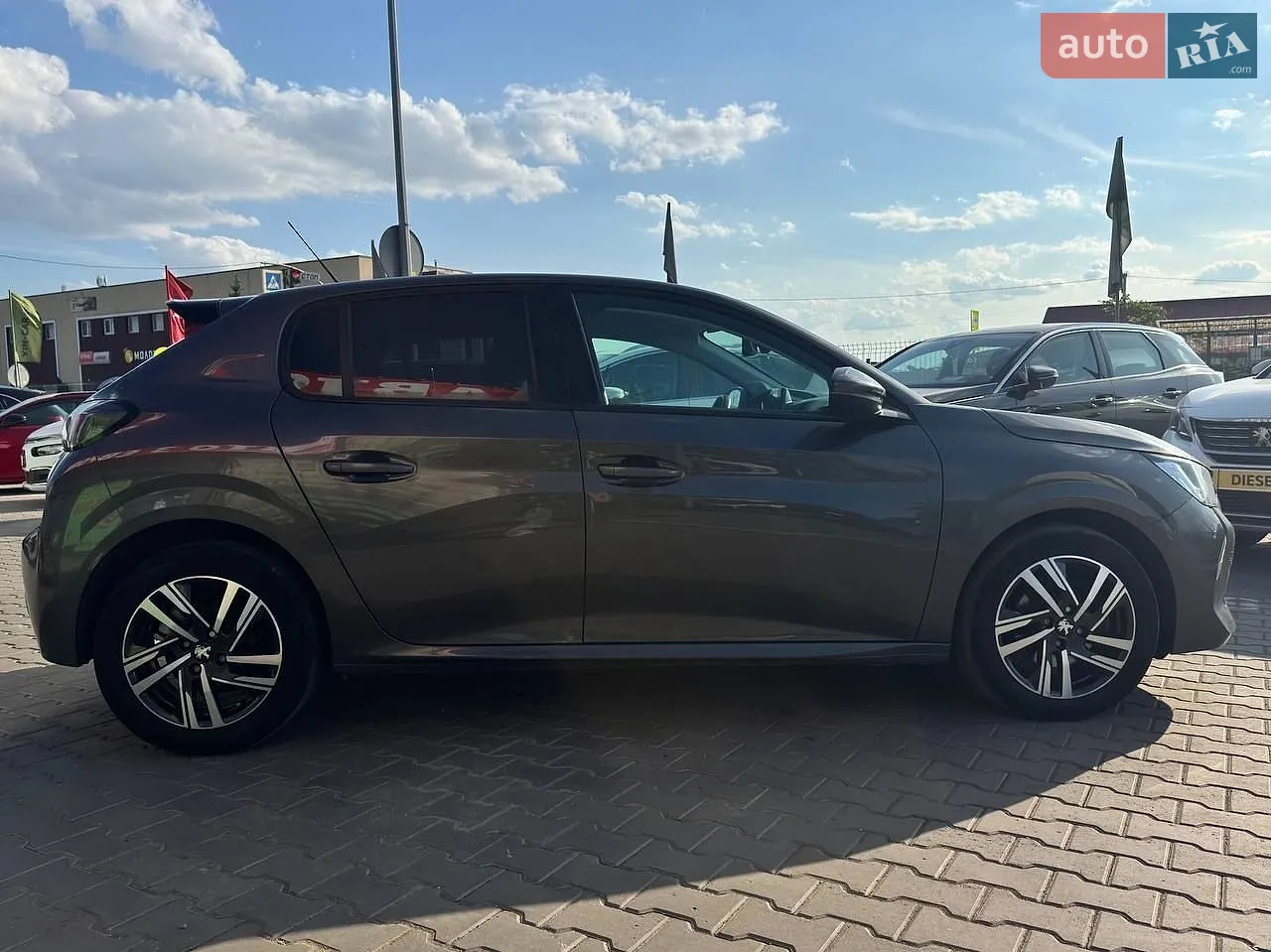 2019 Peugeot 208 - мініатюра 11