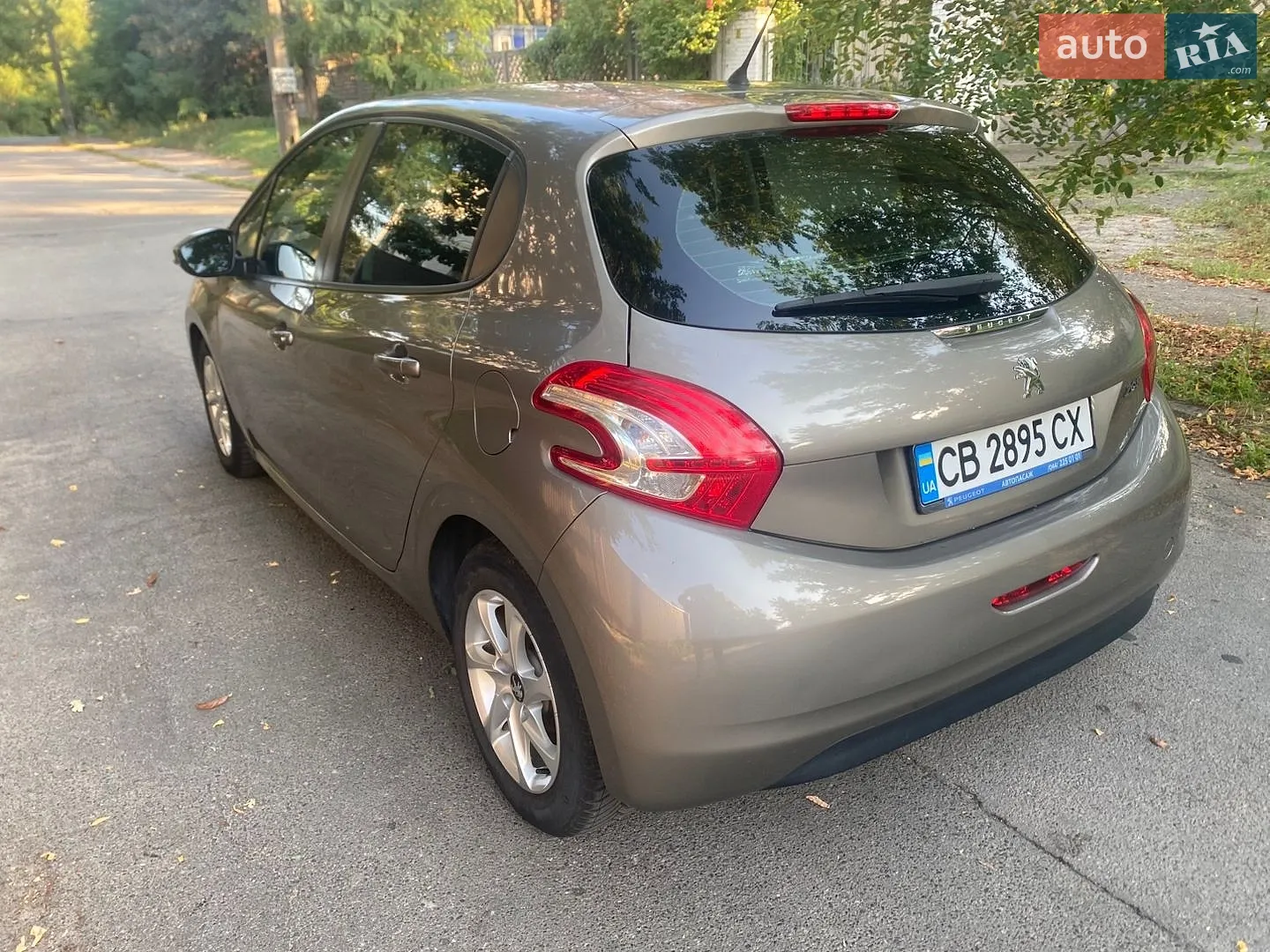 2013 Peugeot 208 - мініатюра 11
