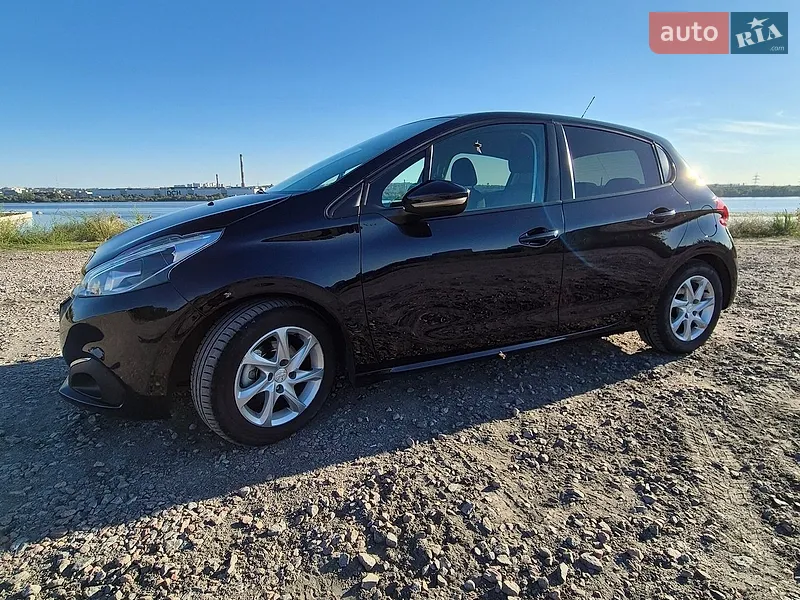 Peugeot 208 2019