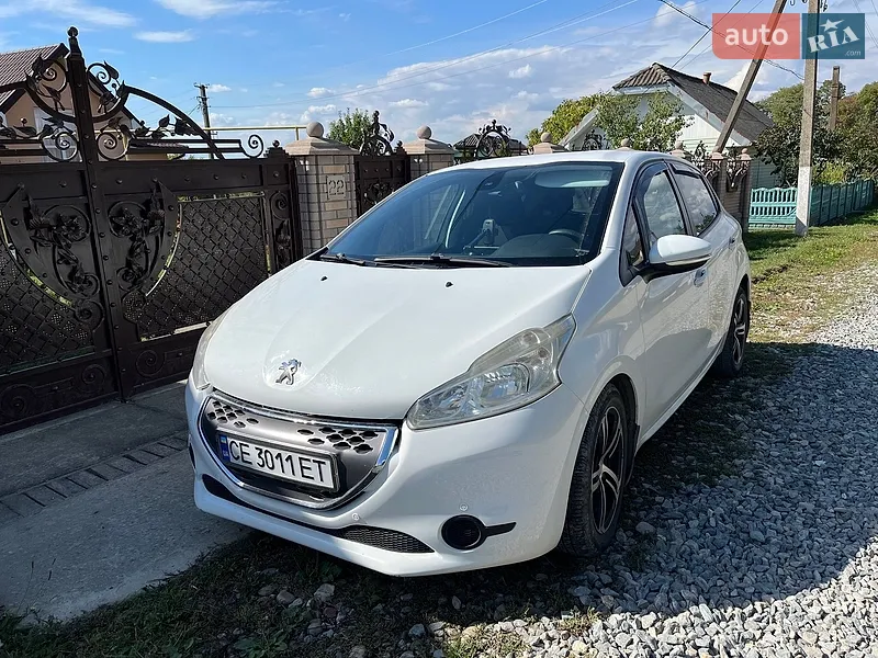 Peugeot 208 2013