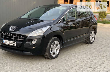 Позашляховик / Кросовер Peugeot 3008 2010 в 